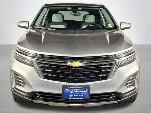 Used 2023 Chevrolet Equinox LT w/ Driver Convenience Package image 3