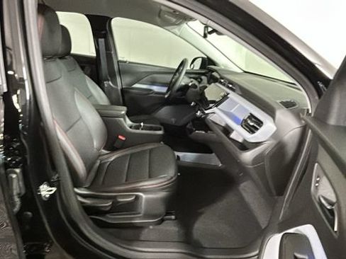 Used 2027 Chevrolet Bolt RS FWD image 31