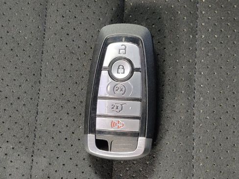 Used 2021 Ford Escape SEL w/ SEL Stealth AWD Package image 32