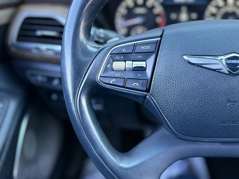 Used 2021 Genesis G90 5.0 Ultimate image 19