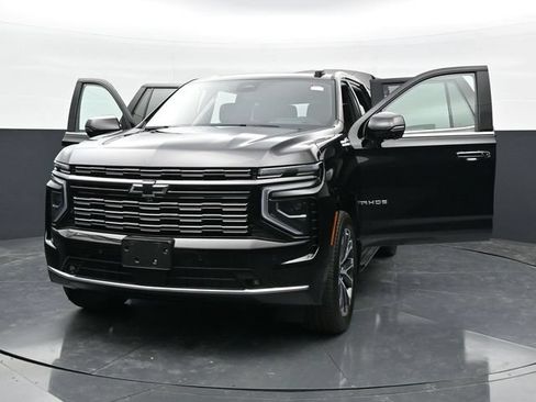 Used 2025 Chevrolet Tahoe High Country w/ Sun And Tow Package AWD/4WD image 46