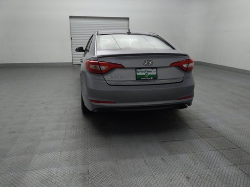 Used 2015 Hyundai Sonata SE w/ Option Group 09 FWD image 6