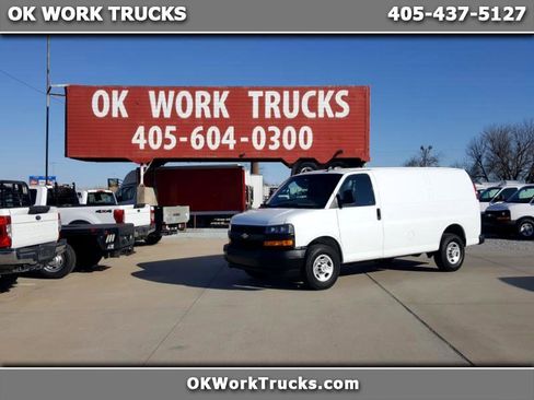 Used 2022 Chevrolet Express 2500 w/ Driver Convenience Package image 1