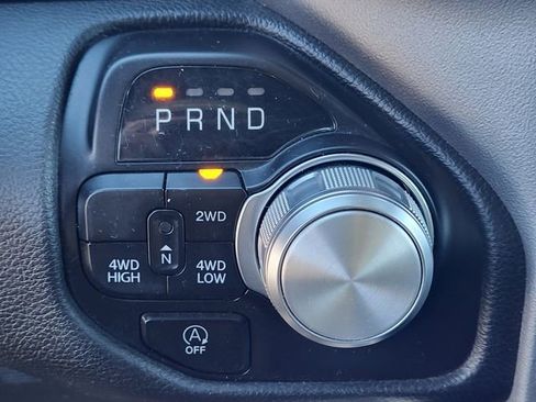 Used 2024 RAM 1500 Laramie image 17