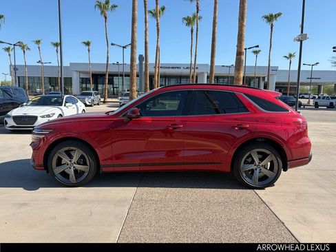 Used 2025 Genesis GV70 3.5T Sport w/ Sport Advanced Package AWD/4WD image 7