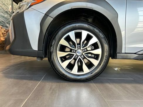 Used 2023 Subaru Outback Limited AWD/4WD image 40