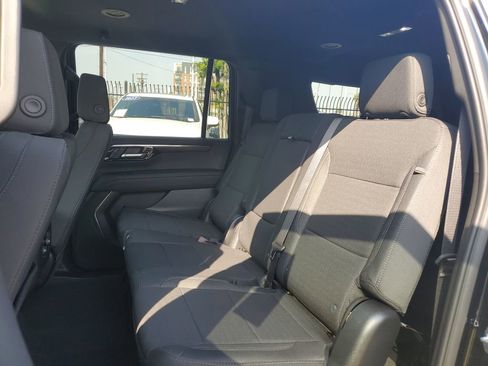 New 2026 Chevrolet Suburban LS image 12