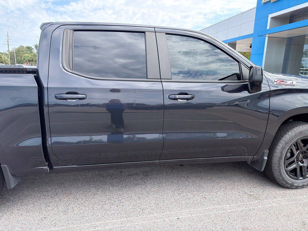 Used 2024 Chevrolet Silverado 1500 RST w/ All Star Edition Plus AWD/4WD image 8
