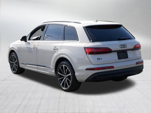 Used 2022 Audi Q7 Premium Plus image 5