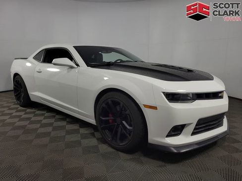 Used 2015 Chevrolet Camaro SS w/ SS Performance Package RWD image 1