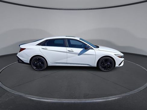New 2026 Hyundai Elantra SEL Sport Premium FWD image 10