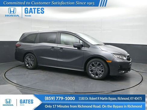New 2026 Honda Odyssey Touring image 1