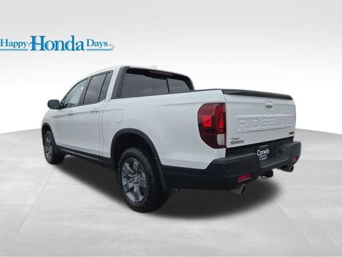 Used 2024 Honda Ridgeline TrailSport image 10