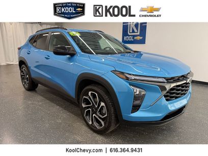 Used 2025 Chevrolet Trax RS w/ Driver Confidence Package