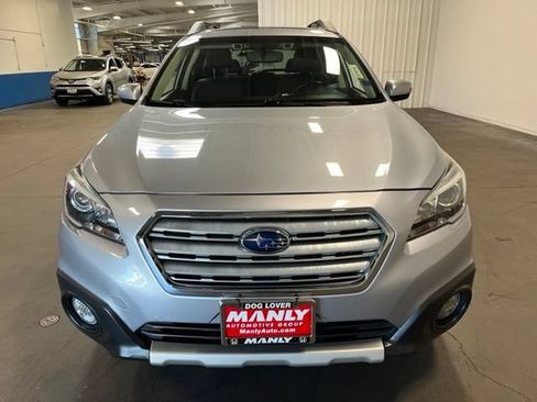Used 2016 Subaru Outback 2.5i Limited AWD/4WD image 8