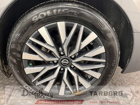 Used 2025 Nissan Altima 2.5 SV FWD image 24
