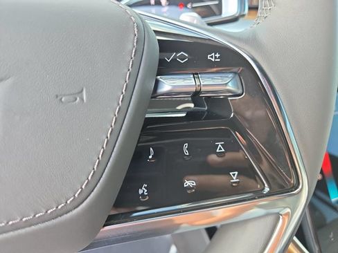 Used 2026 Cadillac Escalade ESV Platinum Sport w/ LPO, Floor Liner Package AWD/4WD image 25