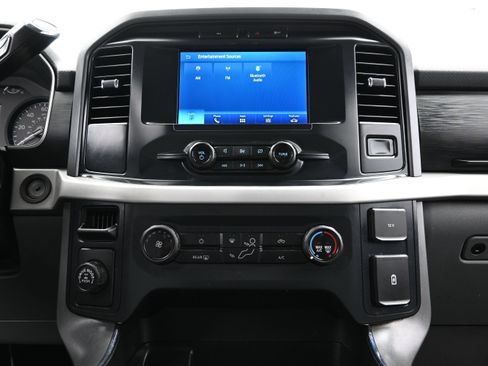 Used 2022 Ford F150 XLT RWD image 17