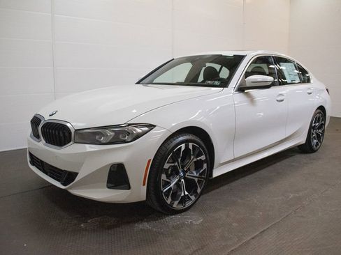 New 2026 BMW 330i xDrive Sedan w/ Convenience Package image 8