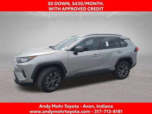 Used 2021 Toyota RAV4 LE FWD image 4