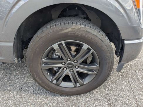 Used 2022 Ford F150 Lariat AWD/4WD image 11