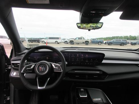 New 2026 Buick Enclave Sport Touring w/ Power Package FWD image 17