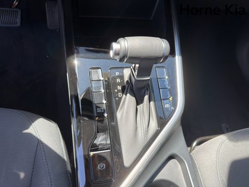 New 2026 Kia Niro LX FWD image 17