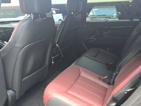 Used 2025 Land Rover Range Rover Sport Dynamic SE AWD/4WD image 13