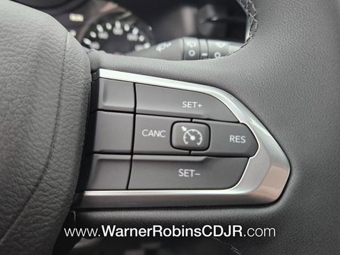 New 2026 Jeep Compass Latitude image 24