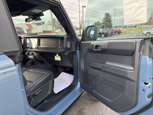 New 2025 Ford Bronco Badlands image 27