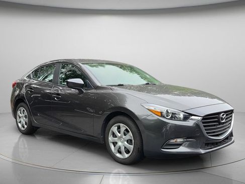 Used 2018 MAZDA MAZDA3 Sport FWD image 5