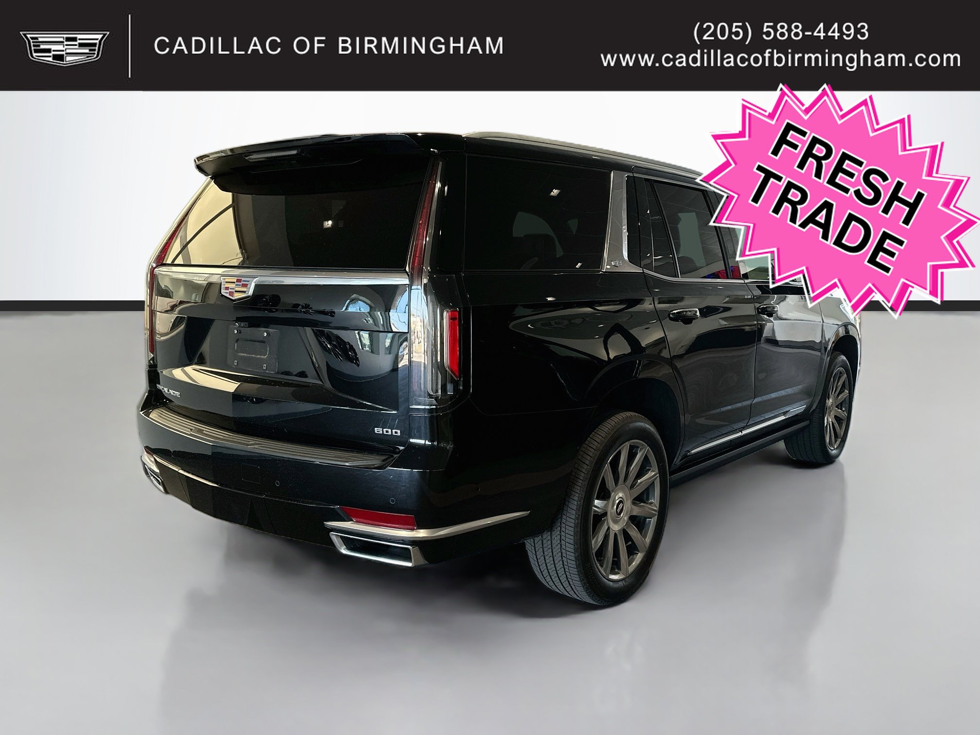 Used 2022 Cadillac Escalade Premium Luxury Platinum w/ Heavy-Duty Trailer Package AWD/4WD image 5