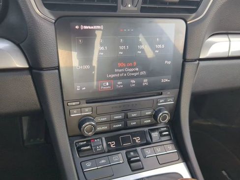 Used 2017 Porsche 911 Carrera image 15