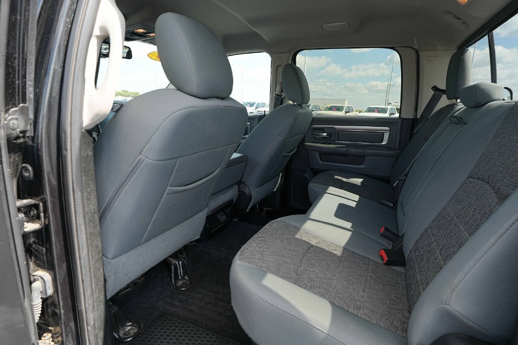 Used 2016 RAM 3500 Big Horn AWD/4WD image 15