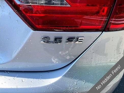 Used 2013 Volkswagen Jetta SE FWD image 8