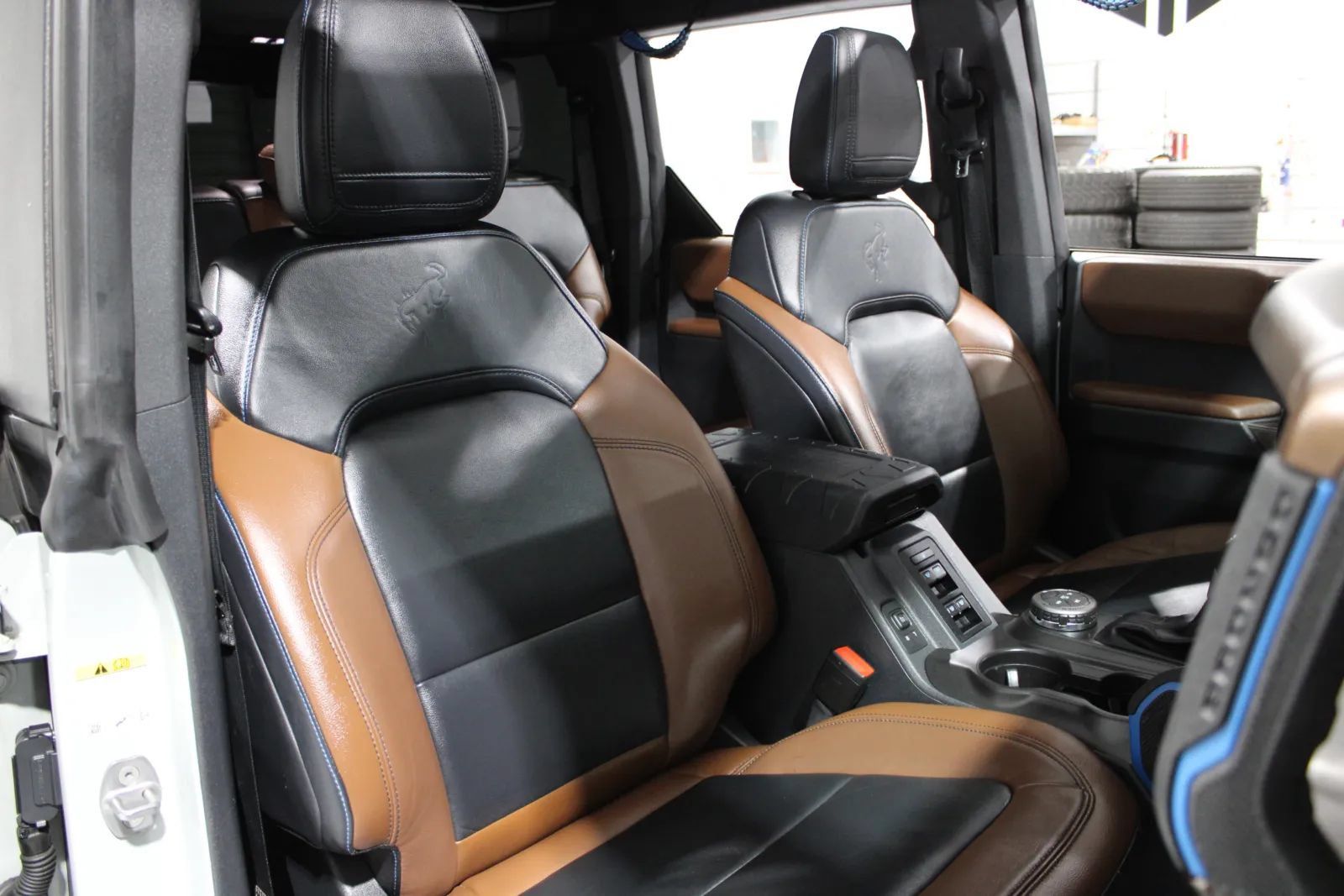 Used 2022 Ford Bronco Outer Banks AWD/4WD image 39