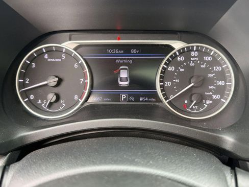 Used 2024 Nissan Sentra SV w/ SV Premium Package FWD image 17