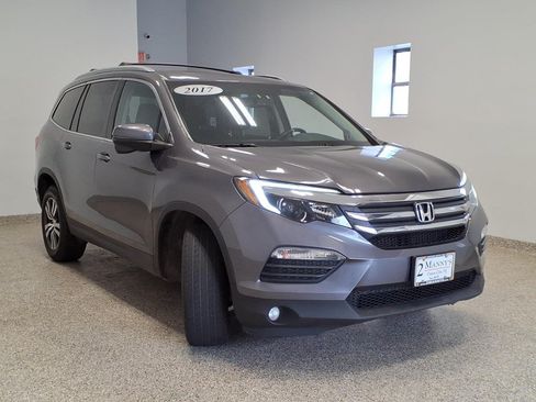 Used 2017 Honda Pilot EX-L image 3