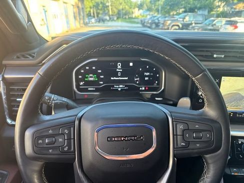Used 2023 GMC Sierra 1500 Denali Ultimate AWD/4WD image 21
