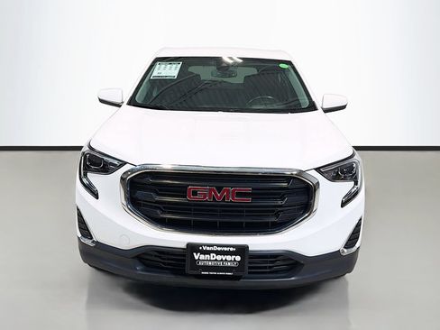 Used 2020 GMC Terrain SLE FWD image 2