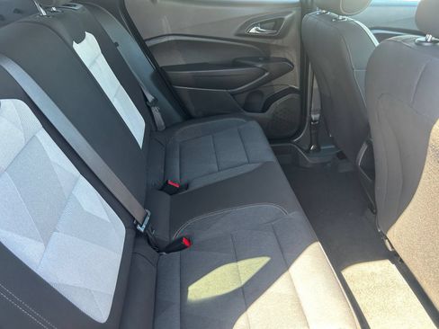 Used 2025 Chevrolet Trax LS FWD image 15