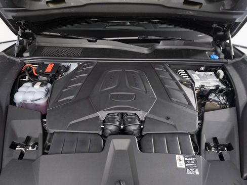 New 2026 Porsche Cayenne S image 39