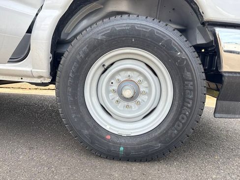 New 2025 Ford E-350 and Econoline 350 Super Duty w/ Power Equipment Group image 28