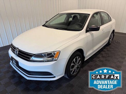 Used 2015 Volkswagen Jetta S image 1