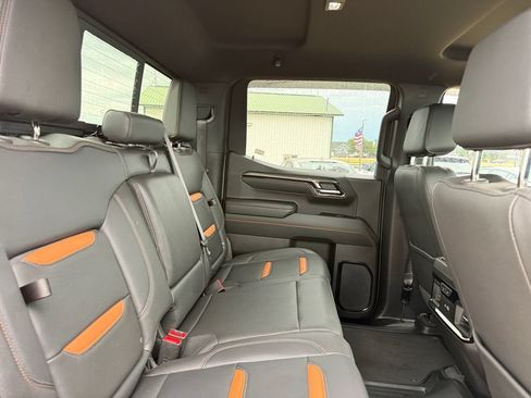 Used 2025 GMC Sierra 1500 AT4 w/ AT4 Preferred Package AWD/4WD image 41