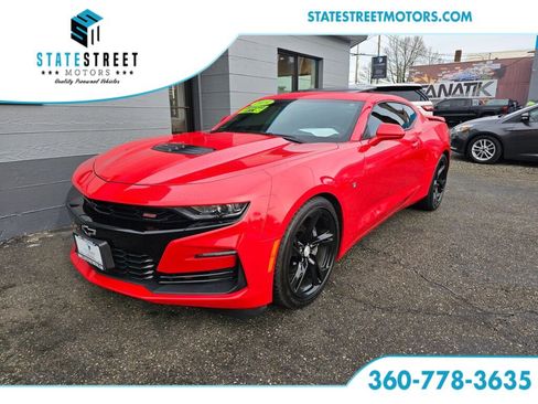 Used 2019 Chevrolet Camaro SS image 1