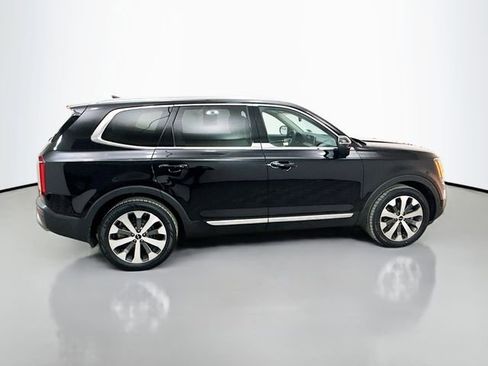 Used 2022 Kia Telluride EX w/ EX Premium Package image 8