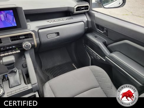 Used 2024 Toyota Tacoma SR AWD/4WD image 21