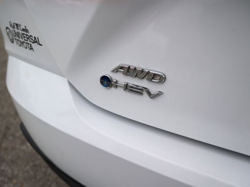 Certified 2025 Toyota Camry SE w/ Multimedia Upgrade Package image 13