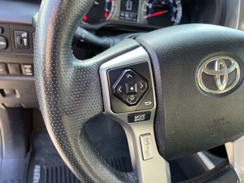 Used 2018 Toyota 4Runner SR5 image 17